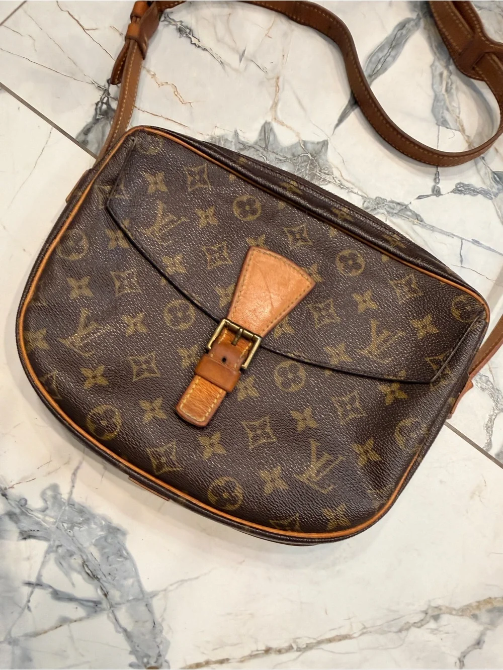 Louis Vuitton Jeune Fille MM Monogram Crossbody Bag Vtg 1988 France interior dmg